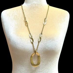 Chico’s Vintage 90s Gold Chain Hammered Pendant Necklace 32”-36” EUC